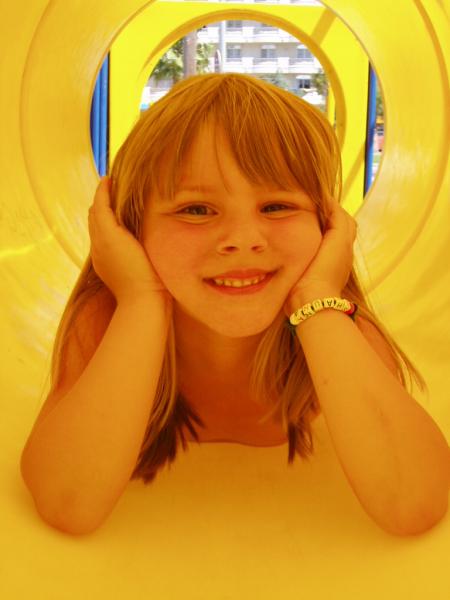 voila schauna elle trop belle